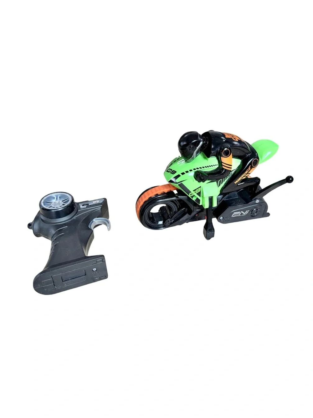 Maisto Cyklone RC Motobike Remote Control Motorcycle 2.4GHz RC Bike Vehicle